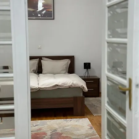 Victoria Lejlighed *